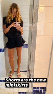 Kelly Bensimon feet photo thumbnail