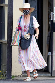 Naomi Watts feet photo thumbnail