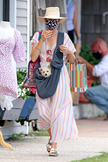 Naomi Watts feet photo thumbnail