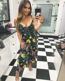 Nicole Polizzi feet photo thumbnail