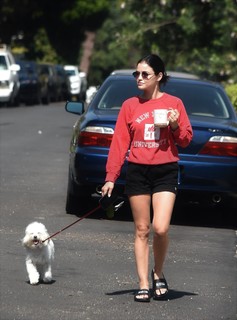 Lucy Hale feet photo thumbnail