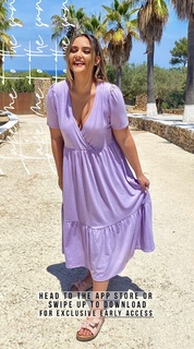 Jacqueline Jossa feet photo thumbnail