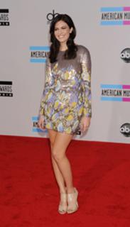 Mandy Moore feet photo thumbnail