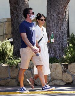 Jordana Brewster feet photo thumbnail