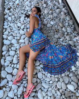 Cristina Pedroche feet photo thumbnail