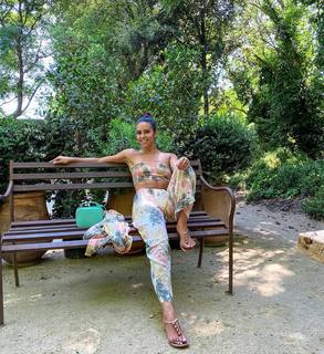 Cristina Pedroche feet photo thumbnail