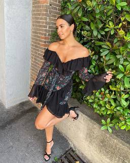 Cristina Pedroche feet photo thumbnail