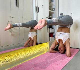 Cristina Pedroche feet photo thumbnail