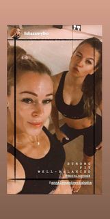 Anna Lewandowska feet photo thumbnail