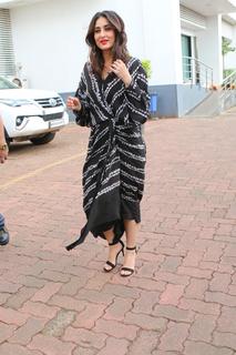 Kareena Kapoor feet photo thumbnail