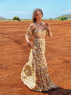 Athina Oikonomakou feet photo thumbnail
