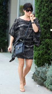 Selma Blair feet photo thumbnail