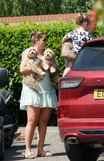 Jacqueline Jossa feet photo thumbnail