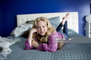 Virginia Madsen feet photo thumbnail