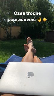 Karolina Kowalkiewicz feet photo thumbnail