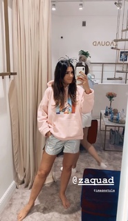 Klaudia Halejcio feet photo thumbnail