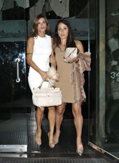 Elisabetta Canalis feet photo thumbnail