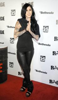 Katherine von Drachenberg feet photo thumbnail