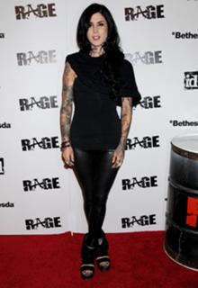 Katherine von Drachenberg feet photo thumbnail