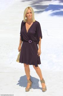 Jenny McCarthy-Wahlberg feet photo thumbnail