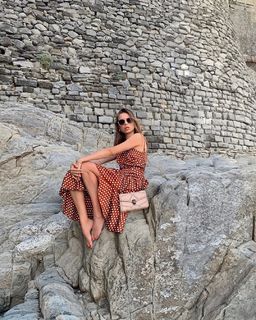 Xenia Tchoumitcheva feet photo thumbnail