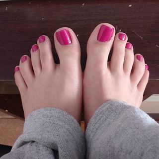 Isa Pes feet photo thumbnail