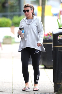 Coleen Rooney feet photo thumbnail