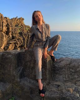 Xenia Tchoumitcheva feet photo thumbnail