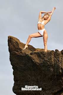Jasmine Sanders feet photo thumbnail