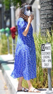 Emmy Rossum feet photo thumbnail