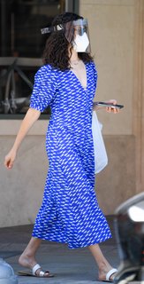 Emmy Rossum feet photo thumbnail