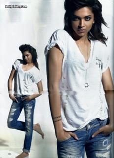 Deepika Padukone feet photo thumbnail