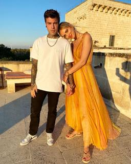Chiara Ferragni feet photo thumbnail