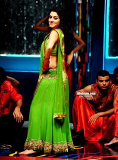 Hansika Motwani feet photo thumbnail