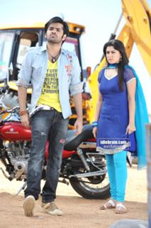 Hansika Motwani feet photo thumbnail