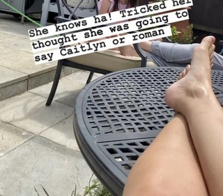 Jacqueline Jossa feet photo thumbnail