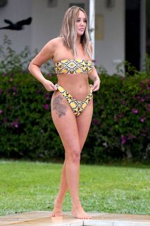 Charlotte Crosby feet photo thumbnail