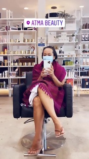 Kino MacGregor feet photo thumbnail