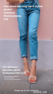 Xenia Tchoumitcheva feet photo thumbnail
