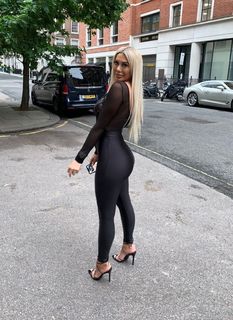 Chloe Ferry feet photo thumbnail