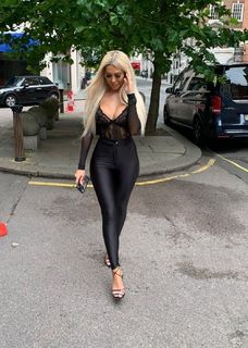 Chloe Ferry feet photo thumbnail