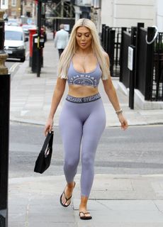 Chloe Ferry feet photo thumbnail