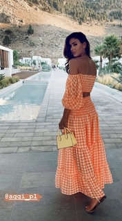 Klaudia Halejcio feet photo thumbnail