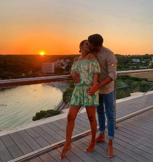 Paula Echevarría feet photo thumbnail