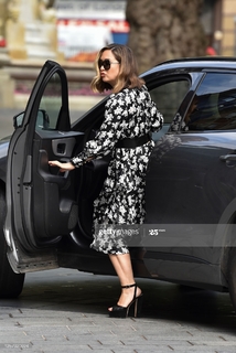 Myleene Klass feet photo thumbnail