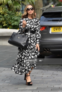 Myleene Klass feet photo thumbnail