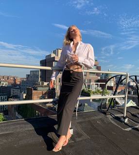 Elsa Hosk feet photo thumbnail