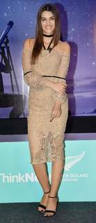 Kriti Sanon feet photo thumbnail
