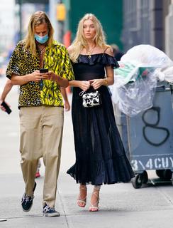 Elsa Hosk feet photo thumbnail