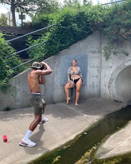 Ashley Graham feet photo thumbnail